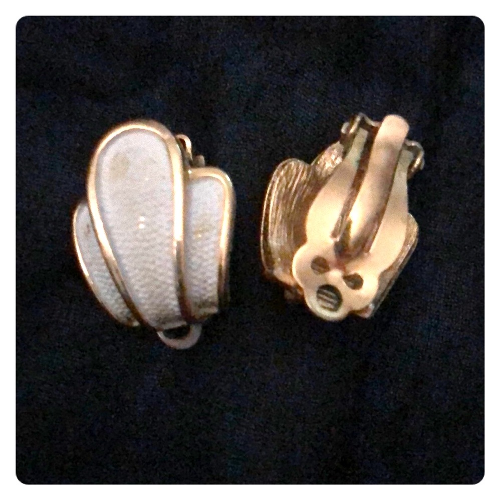 Vintage clip on earrings